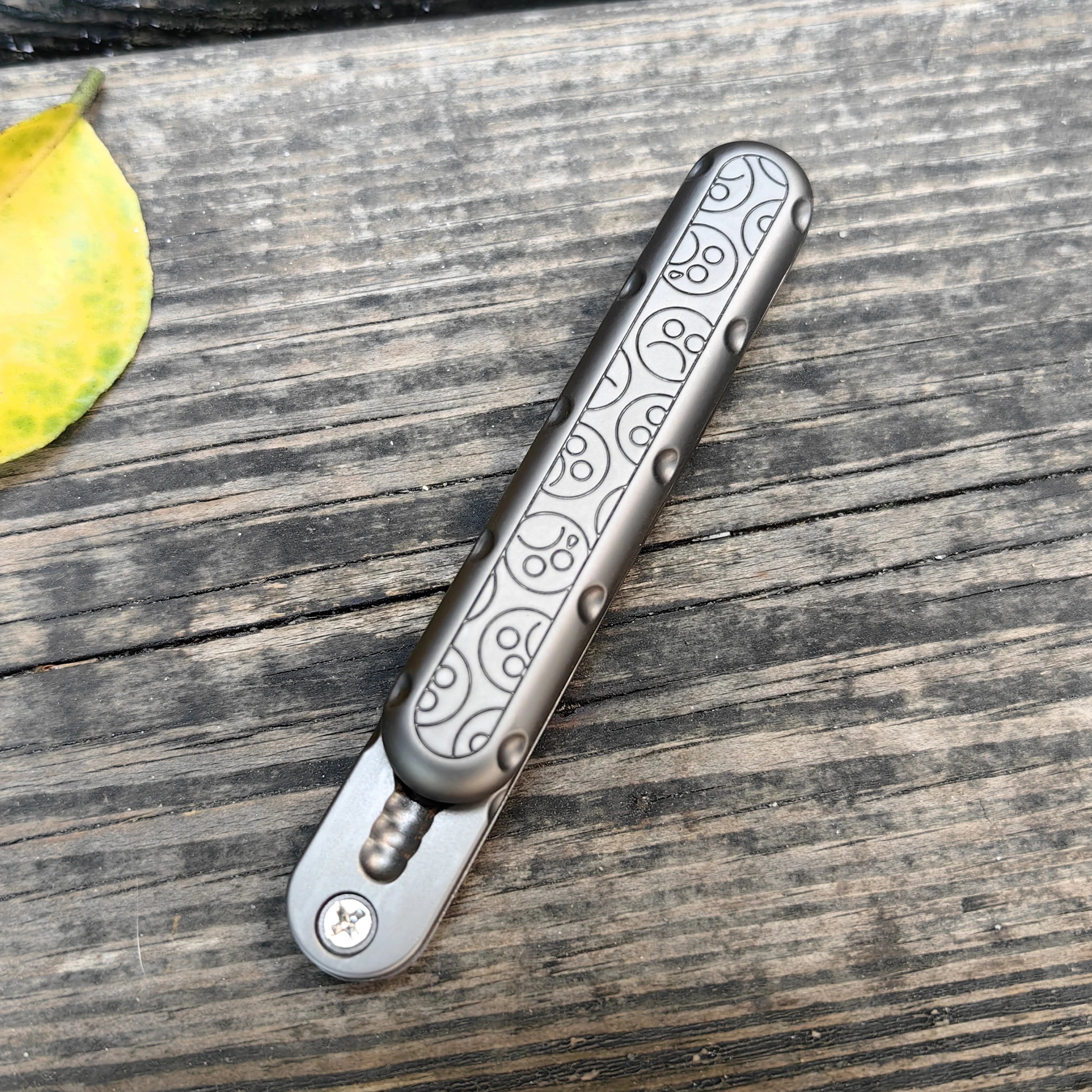 EDC Fidget Sliders Fidget Toys Stress Relief for Adults Metal Push Pull Rotation ADHD Casual Fidget Toy Haptic Coin